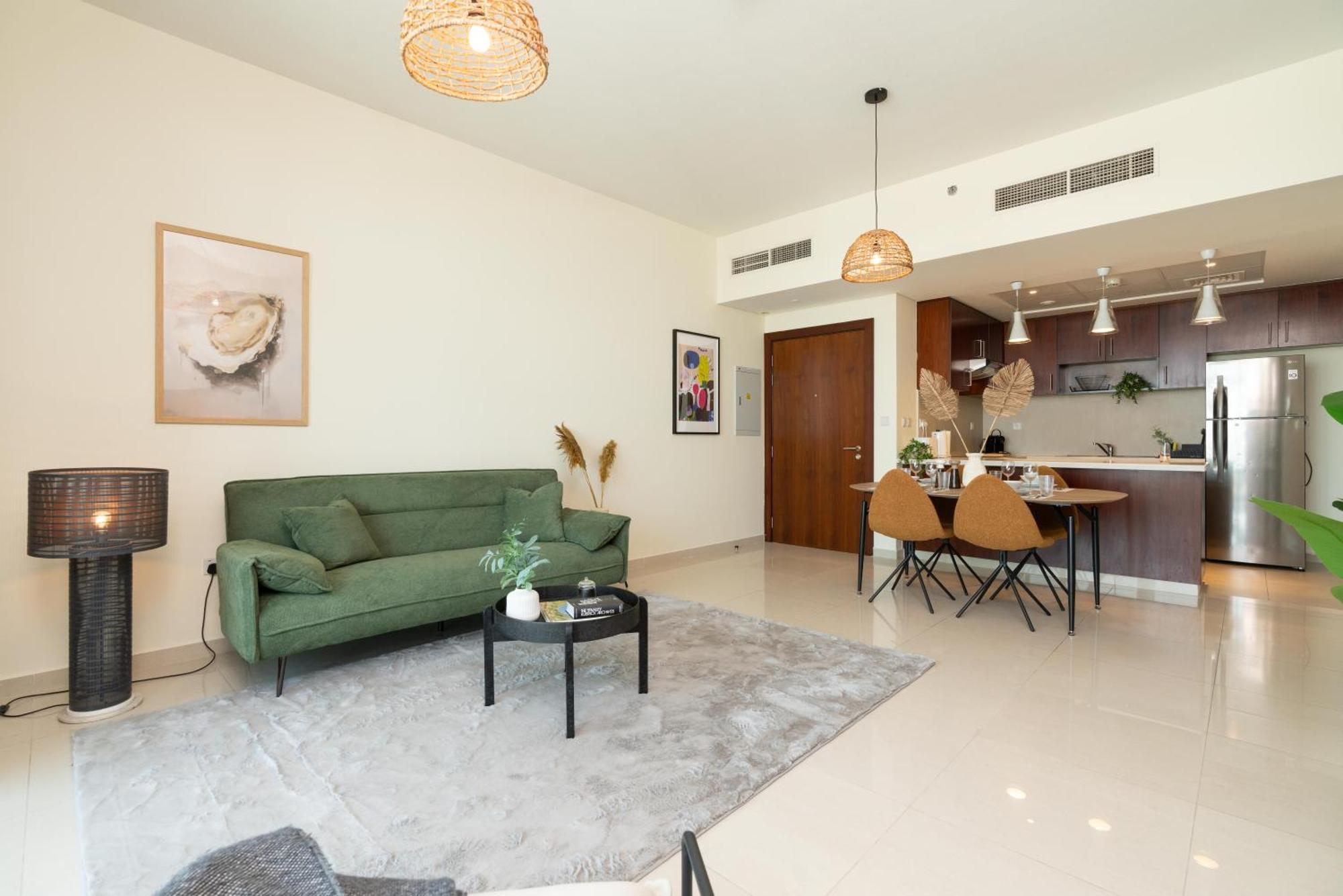 Appartement Oasis In - Expat Preferred Community - The Greens - The Views - Perfect For Business And Pleasure - Close To Metro - Park, Lakes And Jogging 1 Min Walk Away - Yoga Classes By The - 4 People - Big Balcony - 3 Min Drive To Sheikh Zayed