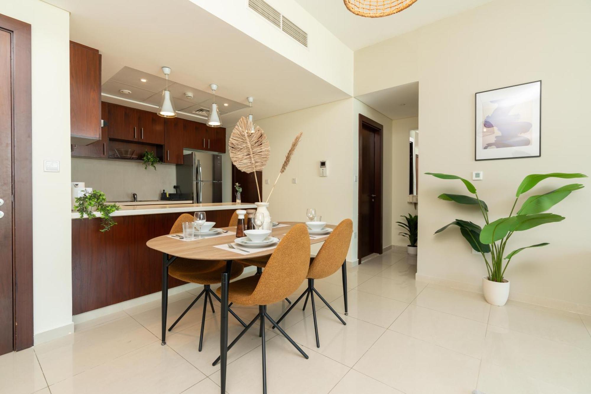 Oasis In - Expat Preferred Community - The Greens - The Views - Perfect For Business And Pleasure - Close To Metro - Park, Lakes And Jogging 1 Min Walk Away - Yoga Classes By The - 4 People - Big Balcony - 3 Min Drive To Sheikh Zayed Appartement Dubai
